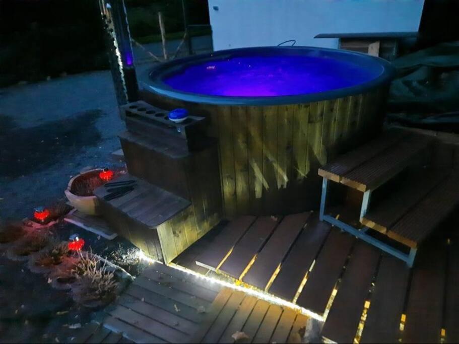 Wellness Ferienwohnung Biene Im Bergischen Land Much Exterior foto